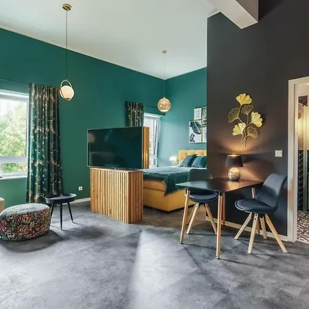 One Moment Boardinghouse - Tropic Apartment *